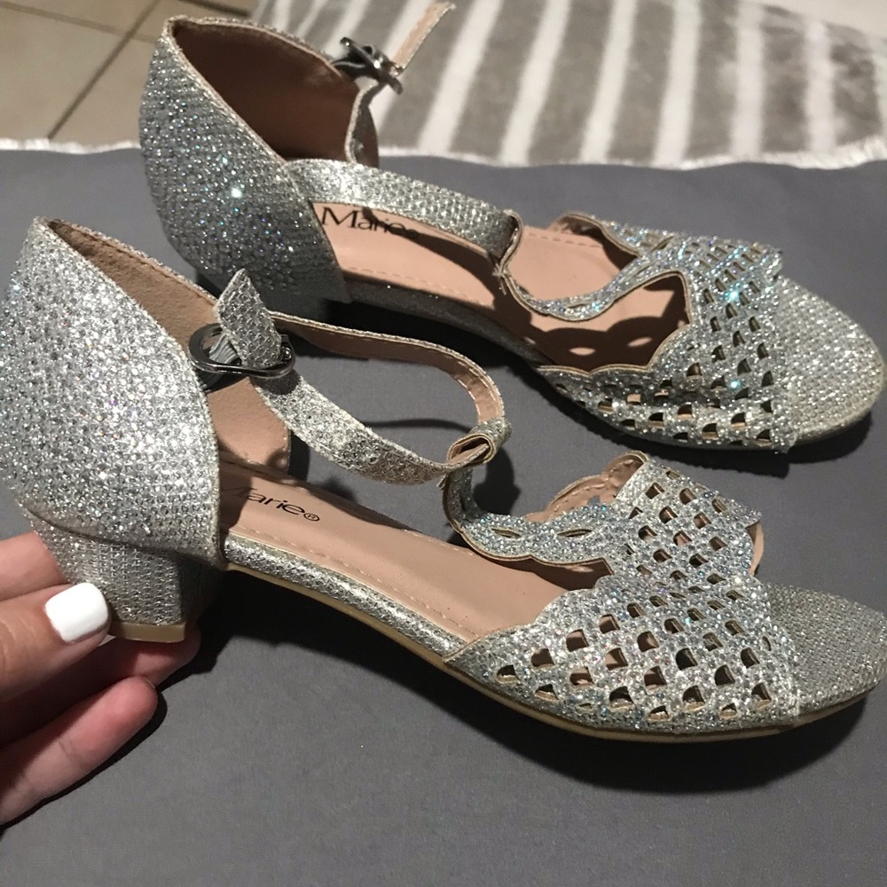 Girl small heels